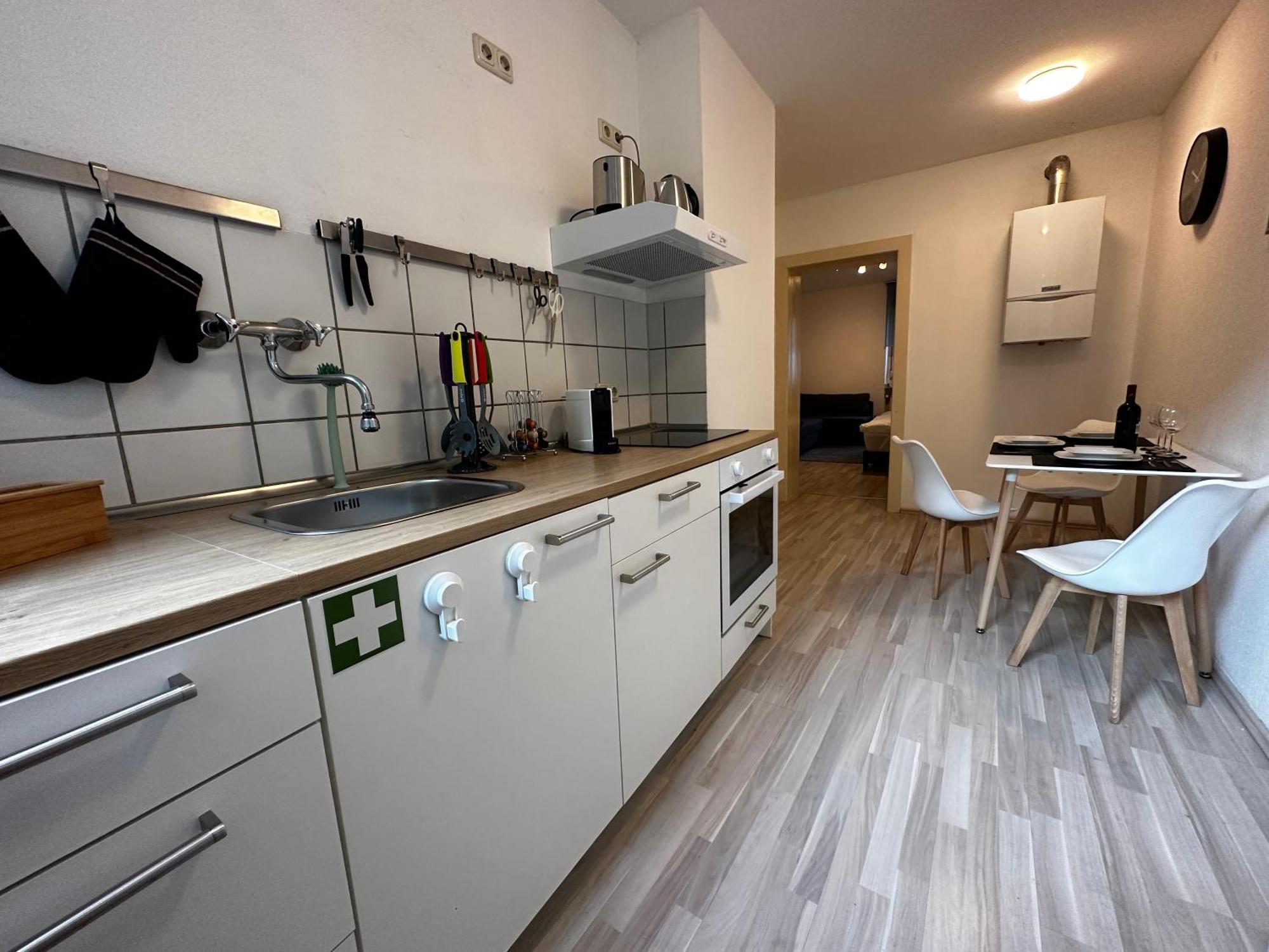 City Studios Mit Garten In Elberfeld- Zentral - Nespresso - Netflix Wuppertal Pokój zdjęcie